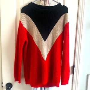 Beautiful sweater from Red Dress boutique. Only worn once. Size medium.